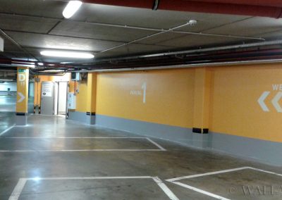 pomalowane ściany - SIW oznakowanie parkingu